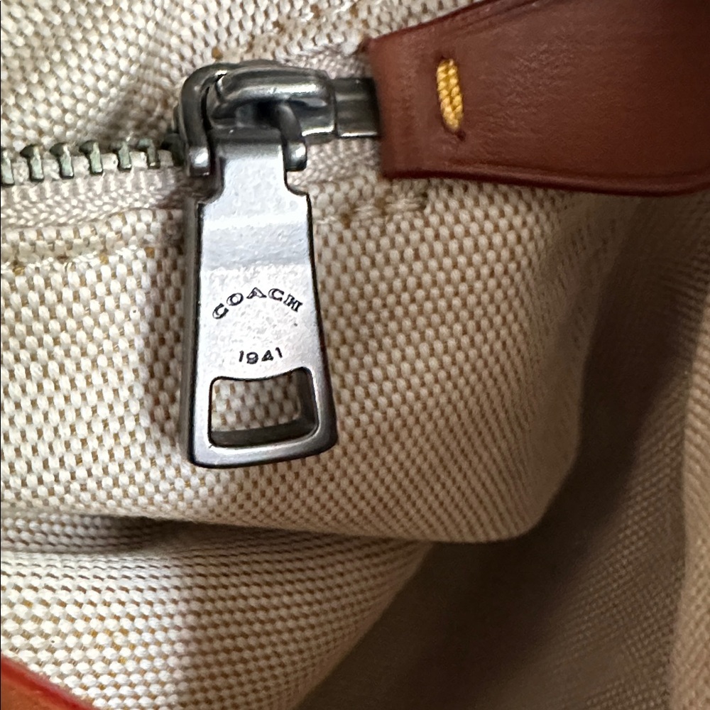 COACH Turnlock Wristlet 26 w/ Studded Rexy Varsity Patch - Picture 12 of 16